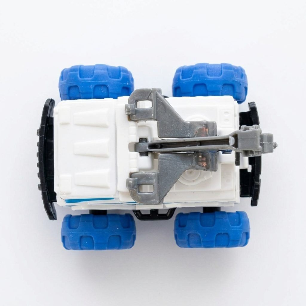 Sasha 260572 / Boom truck — evidenced overhead view