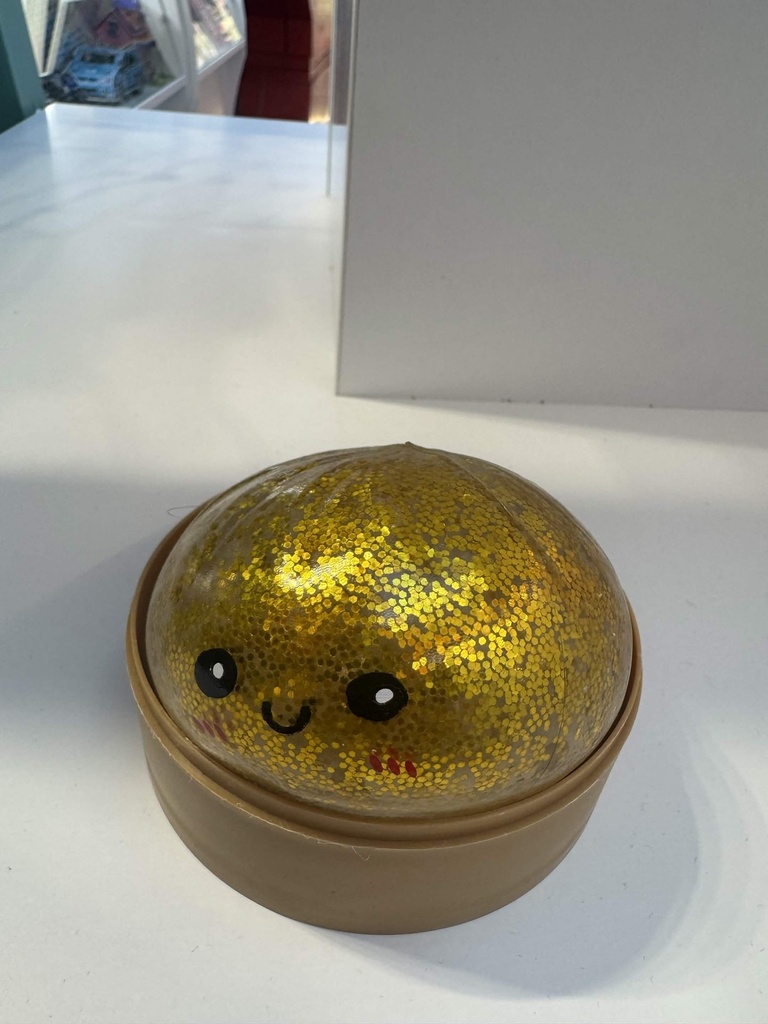 Shinny Bun Squishy - additional angle