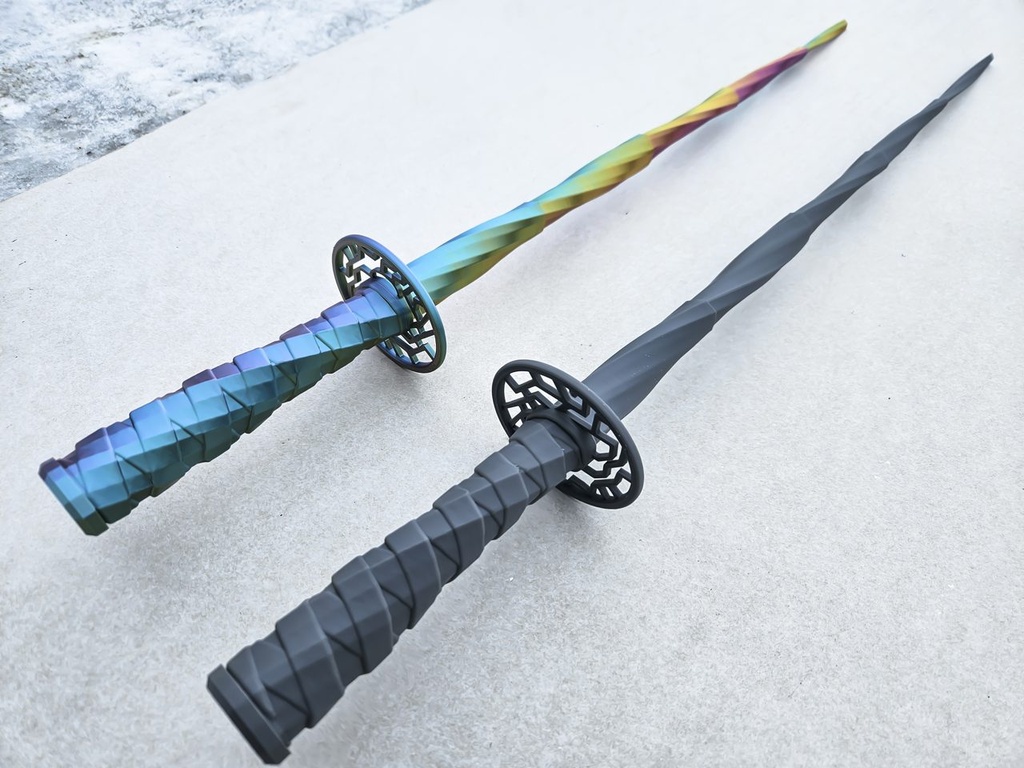 Hunter Twisting Katana angled photo