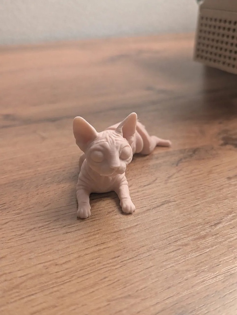 3D Printed Flexi Sphinx Cat Toy photo 2
