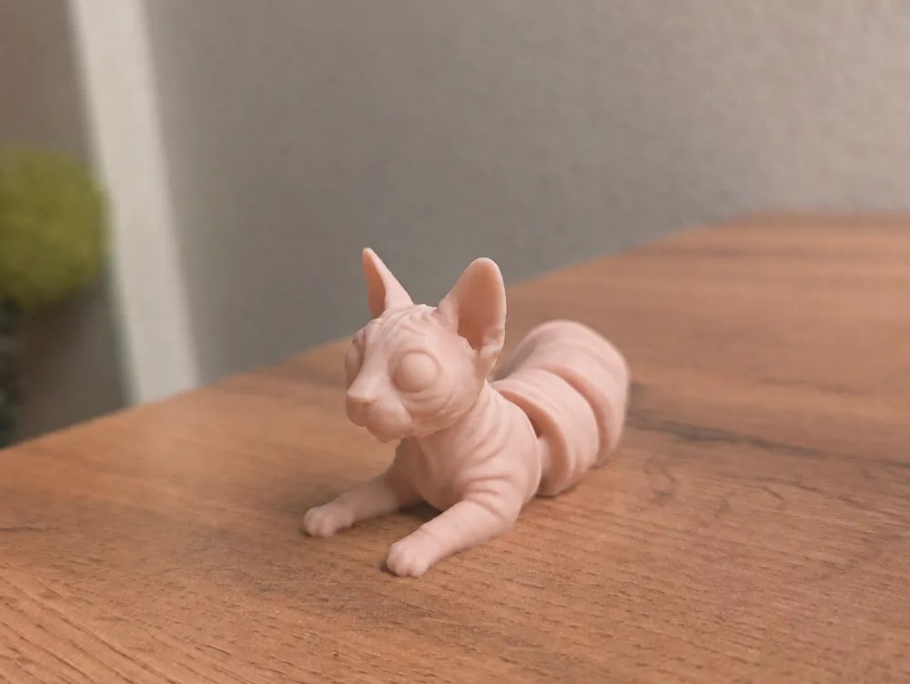 3D Printed Flexi Sphinx Cat Toy photo 3