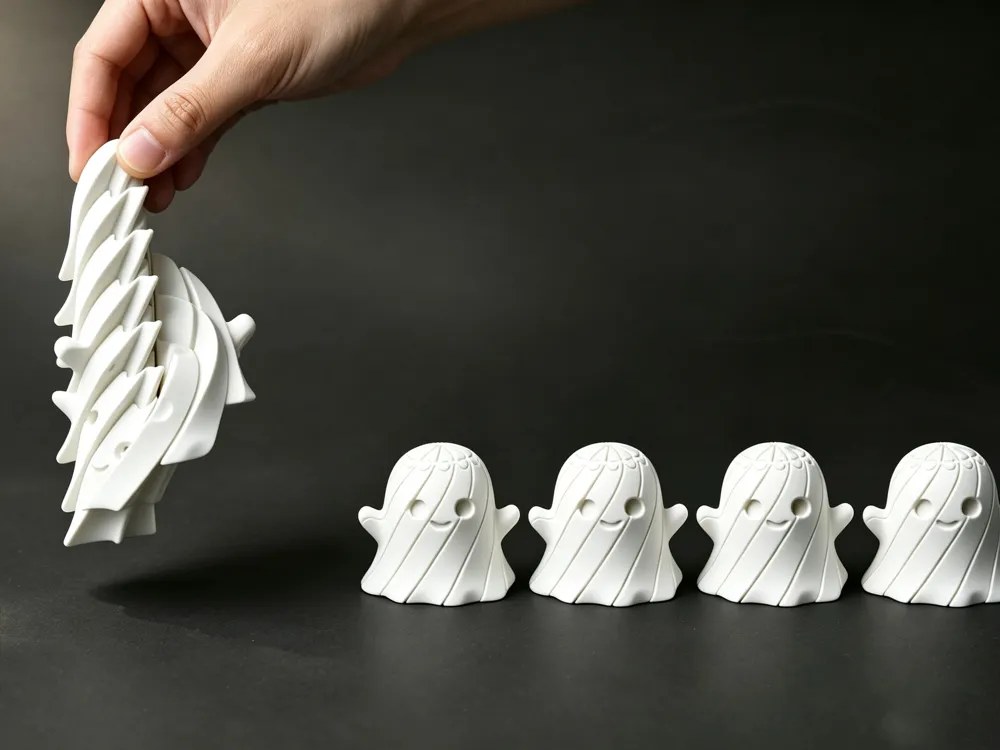 Sliding Little Ghost Fidget Toy photo 9